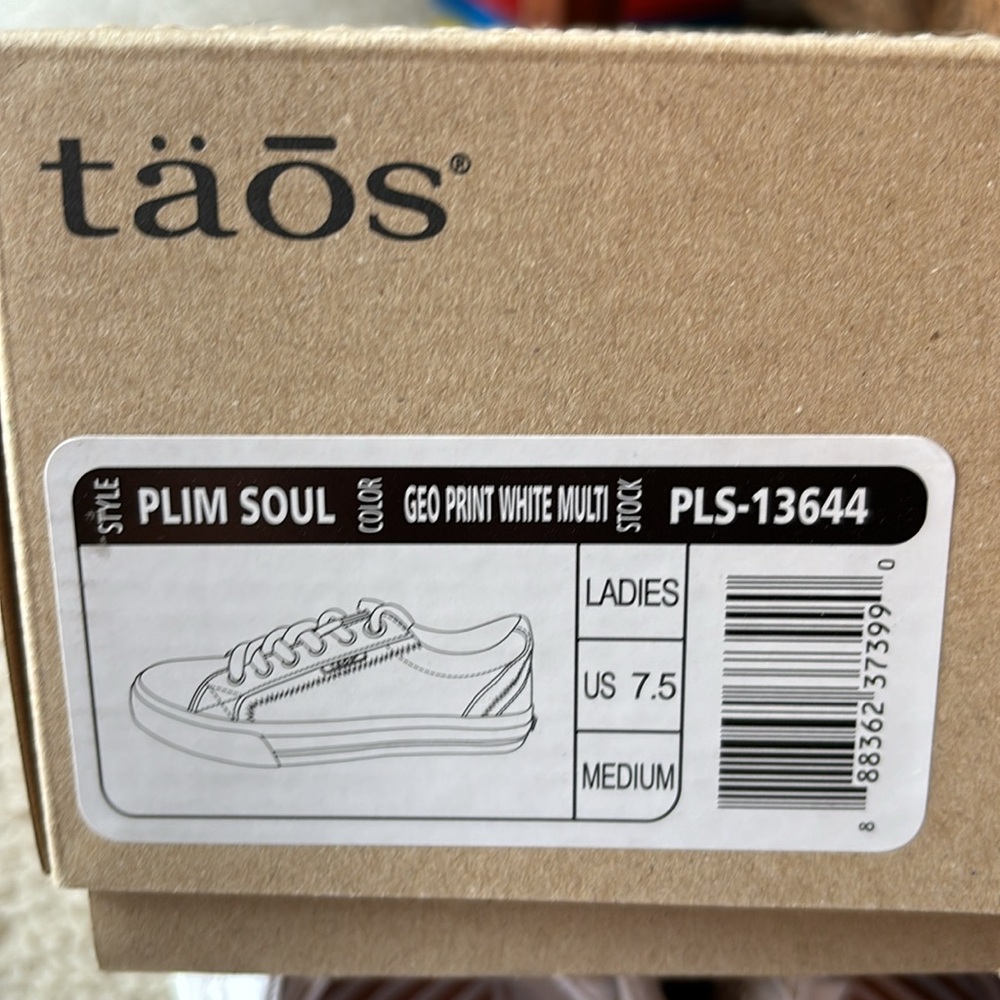Taos Plim Soul women’s sneakers size 7.5 (Geo Print White Multi) - Picture 6 of 6